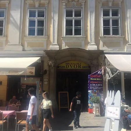 Mira 10 Apartman Pozsony