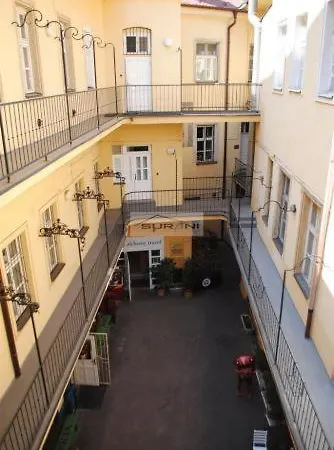 Mira 10 * Pozsony
