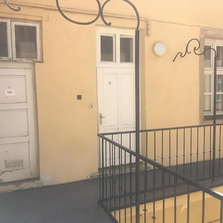 Mira 10 * Bratislava