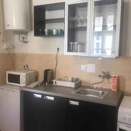Mira 10 * Bratislava
