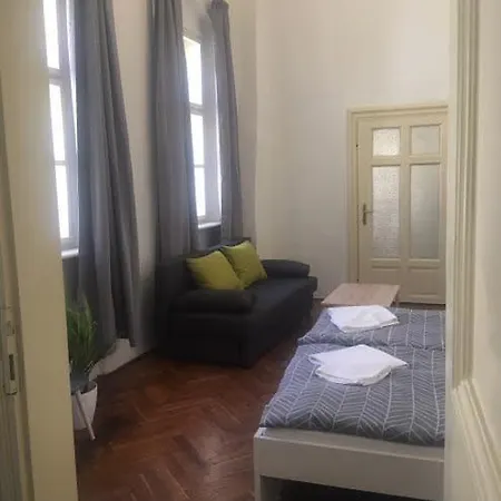Mira 10 Bratislava